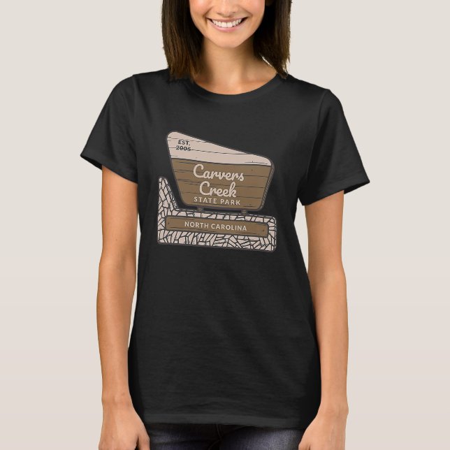 Camiseta Carvers Creek NC Parks Vacationing (Frente)