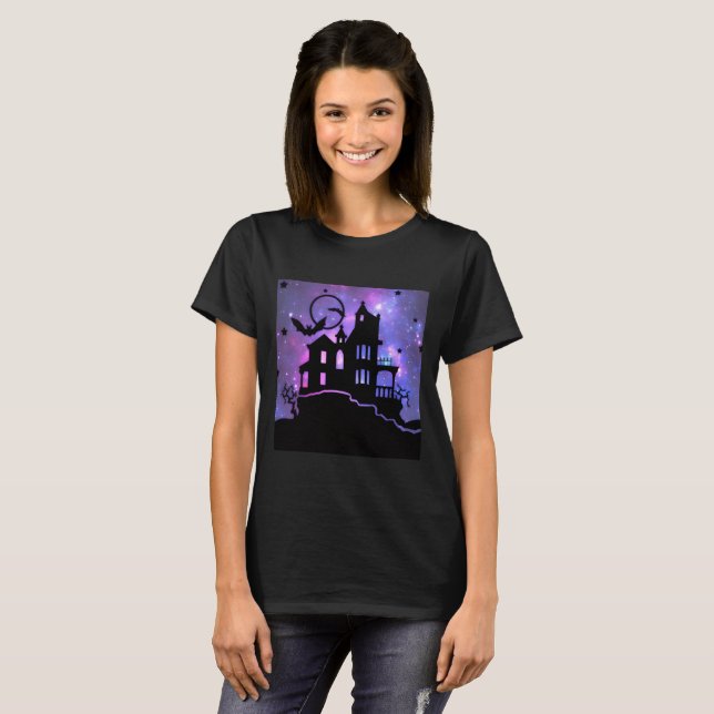Camiseta Casa Assombrada à Noite (Frente Completa)