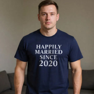 Camiseta Casados Felizmente Desde Casais Personalizados