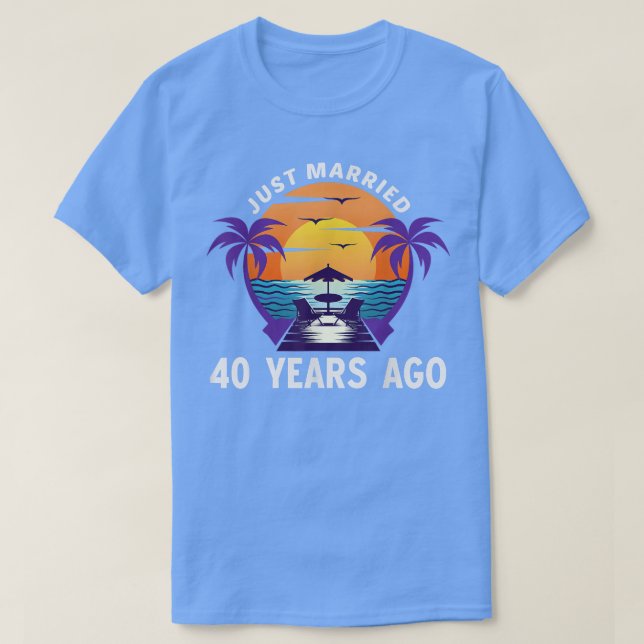 Camiseta Casados há 40 Anos Correspondente ao Aniversário d (Frente do Design)