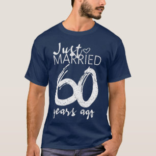 Camiseta Casados Há Exatamente 60 Anos Engraçado 60º Aniver