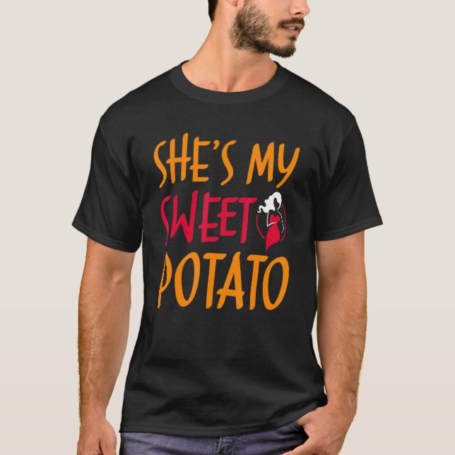 Camiseta Casais de Ação de Graças Ela é minha doce Potat (Frente)