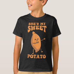 Camiseta Casal de Ação de Graças Ela é minha batata doce