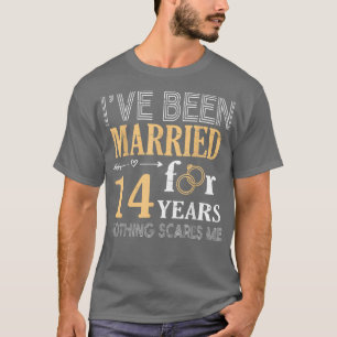 Camiseta Casal De Anel Que Eu Sou Casado Há 14 Anos Nada