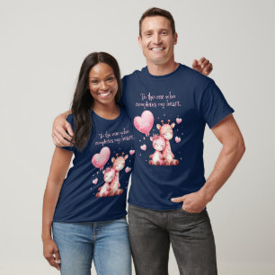 Camiseta Casal de Girafa namorados Cute com Balão de Amor