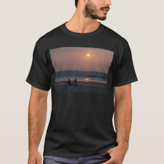 Camiseta Casal na praia em Sunset