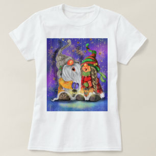 Camiseta Casal Pequenos Gnomos Canta Uma Feliz Canção De