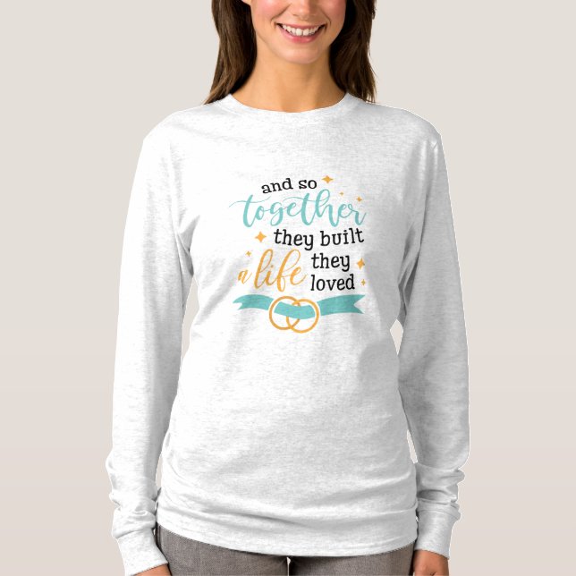 Camiseta Casal Presente Juntos Eles Construíram Uma Vida (Frente)