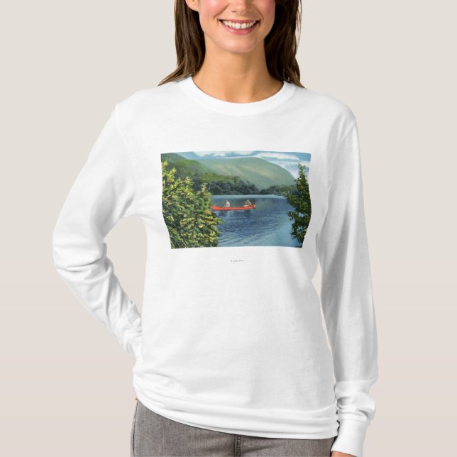 Camiseta Casal que Canoeing em um lago (Frente)