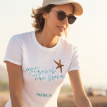 Camiseta Casamento de estrelas-do-mar de praia mãe do noivo<br><div class="desc">Starfish,  mãe da camisa de noiva do mar / praia / destino do casamento,  com roteiro de caligrafia azul aqua e texto editável. Personalize-o com o nome da mãe.</div>