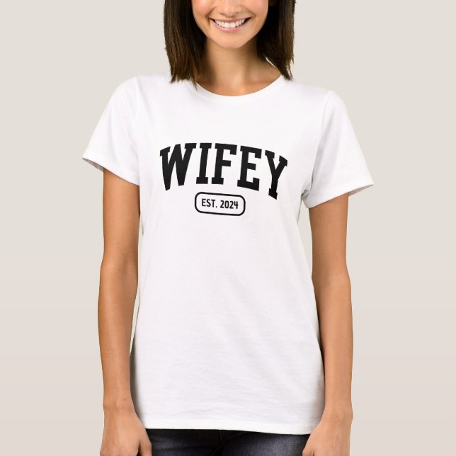 Camiseta Casamento Varsity Wifey Matching (Frente)