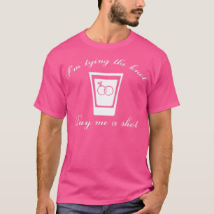 Camiseta Casando Ix27m Comprar Me A Shot 1