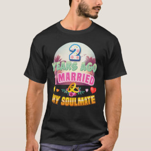 Camiseta Casei-Me Com A Minha Coluna Há 2 Anos, segundo Ca
