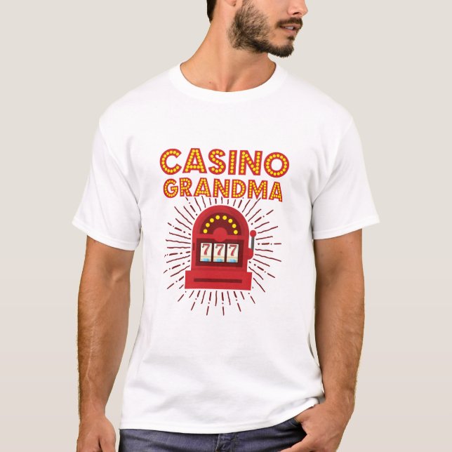 Camiseta Casino Vovó Slot Machine Jogo Vovó (Frente)