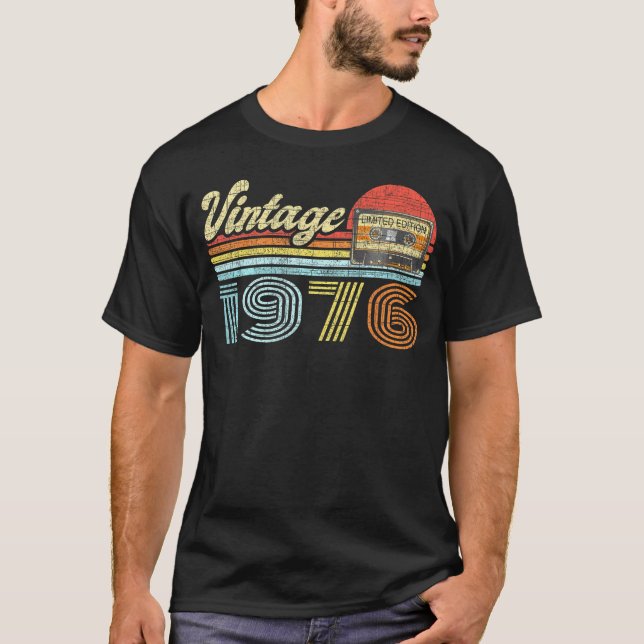 Camiseta Cassete De Áudio Desde 1976 46º Aniversário (Frente)