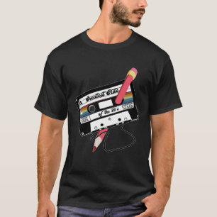 Camiseta Cassete retrô de oitenta anos com lápis 80 e par t