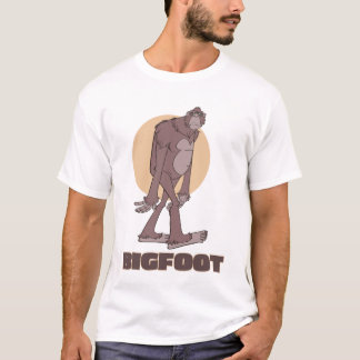 Camiseta Castanho Clássico em Laranja Pé Grande Andando