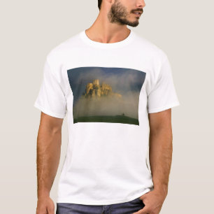 Camiseta Castelo Spissky na névoa, Eslováquia 2