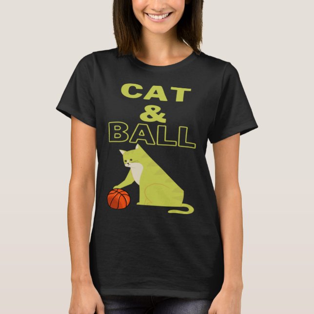 Camiseta Cat and Ball cat holding a basketball with its paw (Frente)