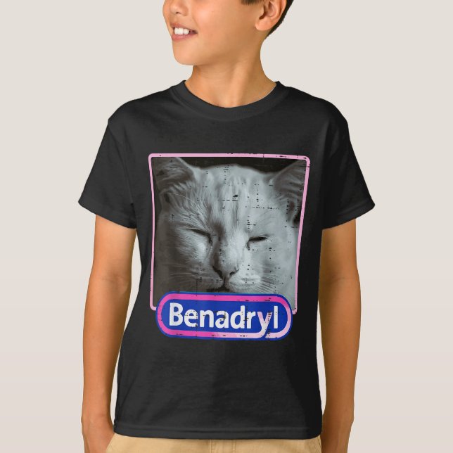 Camiseta Cat Benadryl Meme Funny Viral Dank Humor Women Men (Frente)
