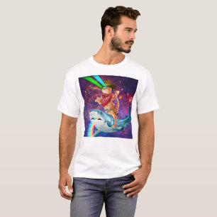 Camiseta Cat Cowboy cavalgando um tubarão lançando um arc