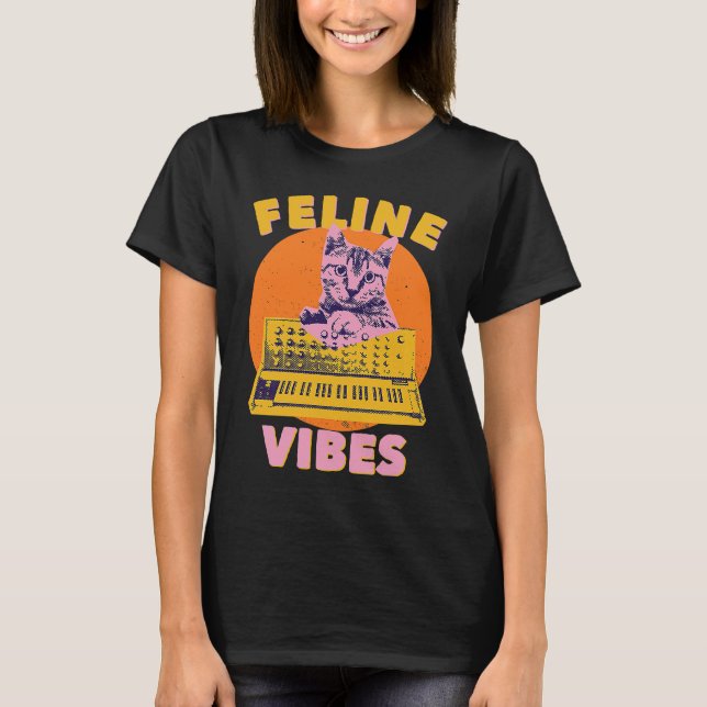Camiseta Cat  Feline Vibes  Cat Feeling Synth Synthesizer 9 (Frente)