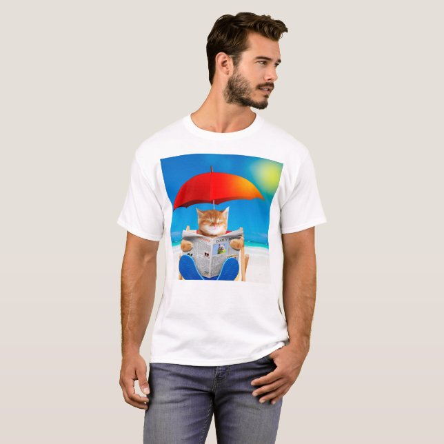 Camiseta Cat Na Praia Lê O Jornal (Frente Completa)