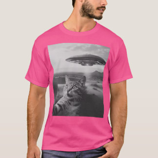 Camiseta Cat Selfie com Ufo
