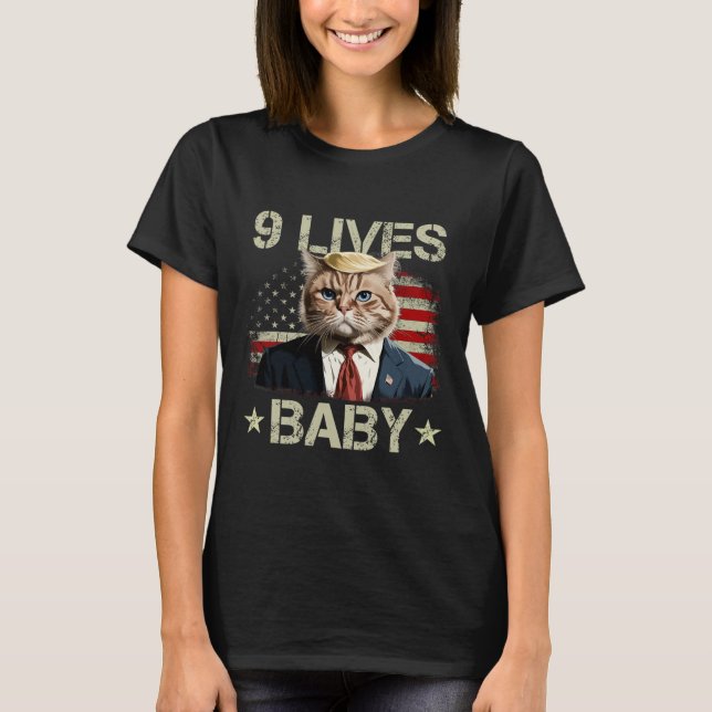 Camiseta Cat Trump 9 Lives Baby Trump 2024 Win Victory Winn (Frente)