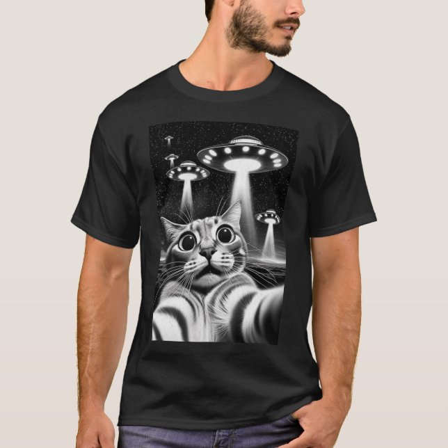 Camiseta Cat Ufo Engraçado Memória Invasão Retroativa Cat U (Frente)