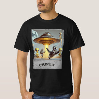 Camiseta Cat UFO Selfie: Gatinho assustado (t-shirt humana)