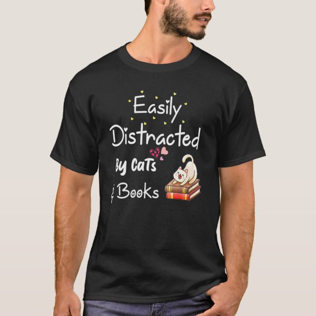 Camiseta Catástrofe e Livro, Facilmente Distraídos (Frente)