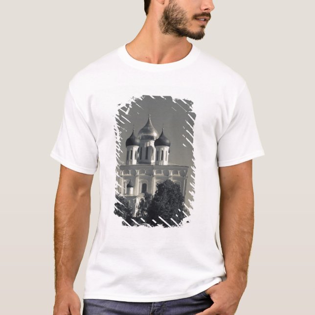 Camiseta Catedral de Pskov Kremlin e Trindade (Frente)