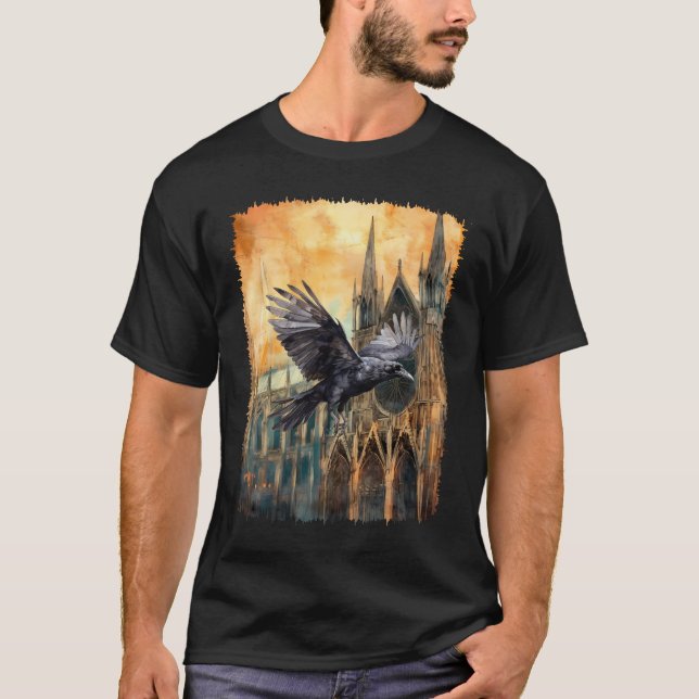 Camiseta Catedral Gótica Medieval e Raven Voadora (Frente)
