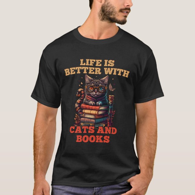 Camiseta Cats and Books Bookworm Cat  Reading fans Catfans (Frente)
