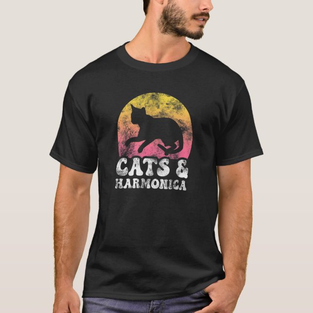 Camiseta Cats & Harmonica Vintage - Hobby Retroativo (Frente)