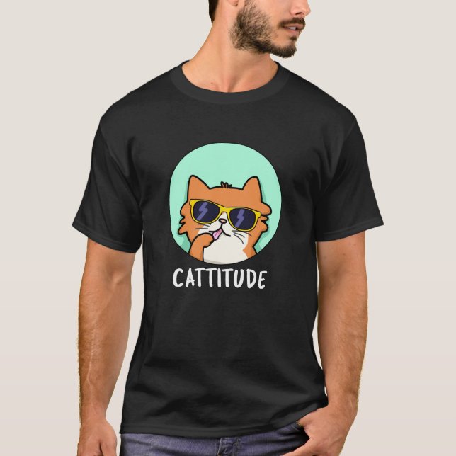 Camiseta Cattitude Engraçada Cat Pun Dark BG (Frente)