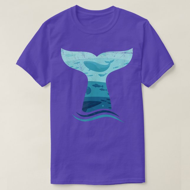 Camiseta Cauda de Baleia no Oceano Orca de Ondas (Frente do Design)