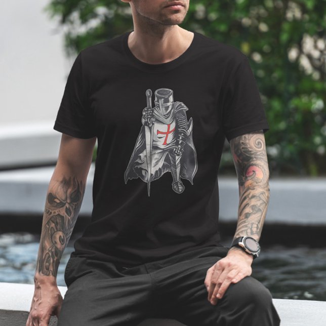 Camiseta Cavaleiro Guerreiro em Armadura (Criador carregado)