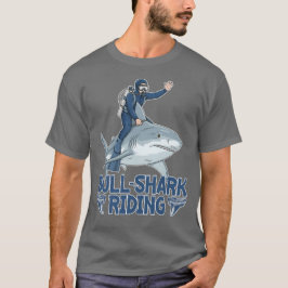 Camiseta Cavalgando o Tubarão-Boi