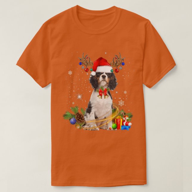 Camiseta Cavalier King Charles Spaniel Christmas Lights San (Frente do Design)
