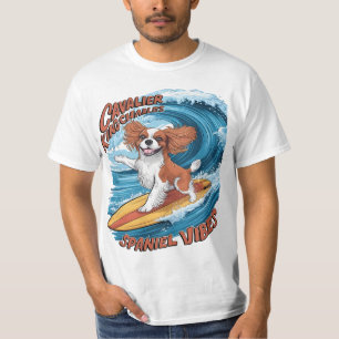 Camiseta Cavalier King Charles Spaniel faz surf em onda