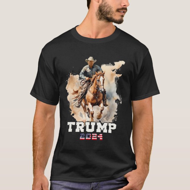 Camiseta Cavalo Andando Bandeira Americana (Frente)