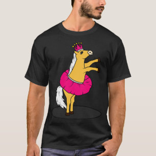 Camiseta Cavalo bonito está dançando como bailarina
