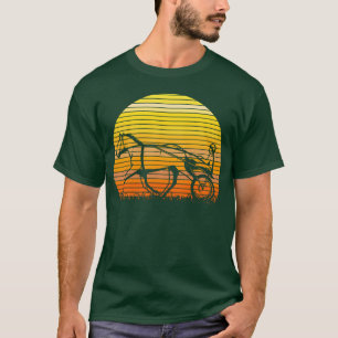 Camiseta Cavalo de Corrida de Harness Retro Silhuette Sunse