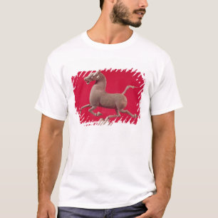 Camiseta Cavalo de galope com o um casco que descansa em a