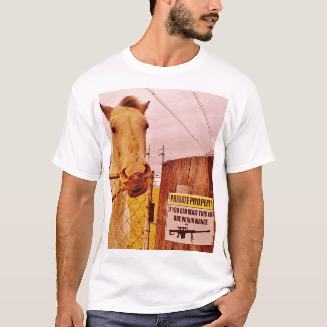 Camiseta Cavalo de Propriedade Privada Rosa (Frente)