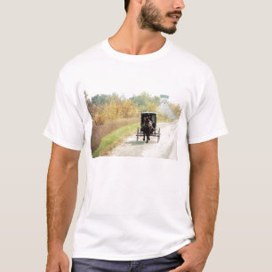 Camiseta Cavalo e carrinho de Amish do outono
