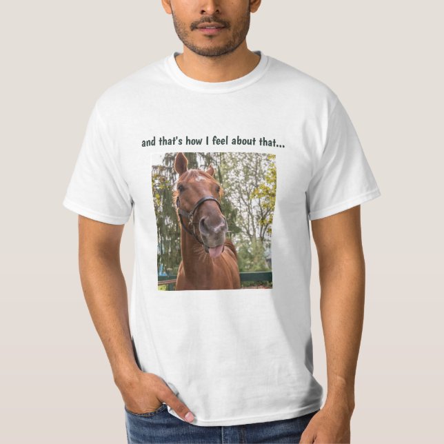 Camiseta Cavalo Engraçado Saindo Da Língua (Frente)