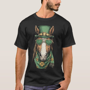 Camiseta Cavalo Irlandês com Óculos de Sol Corações Trevos